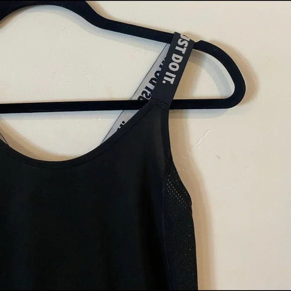 Nike gray and black athletic tank tops - Picture 10 of 10